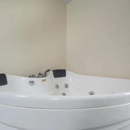 Lovely In With Kitchen Tatil Evi *